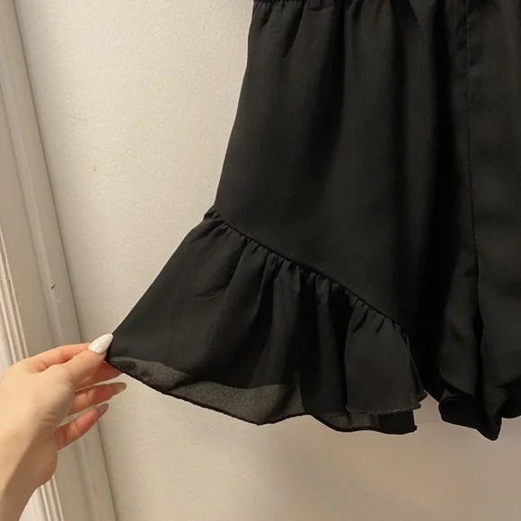 HELLO MOLLY BLACK PLAYSUIT - Picture 6 of 7